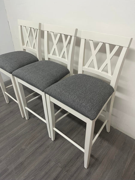 3 Counter Height Duramax Stools