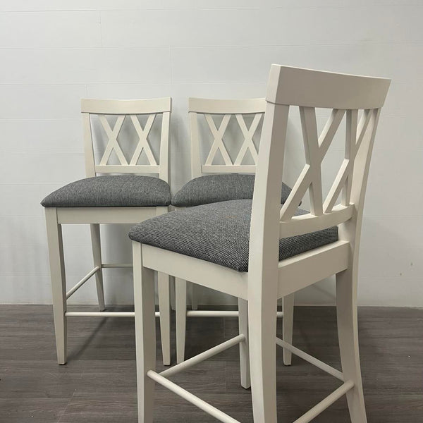 3 Counter Height Duramax Stools