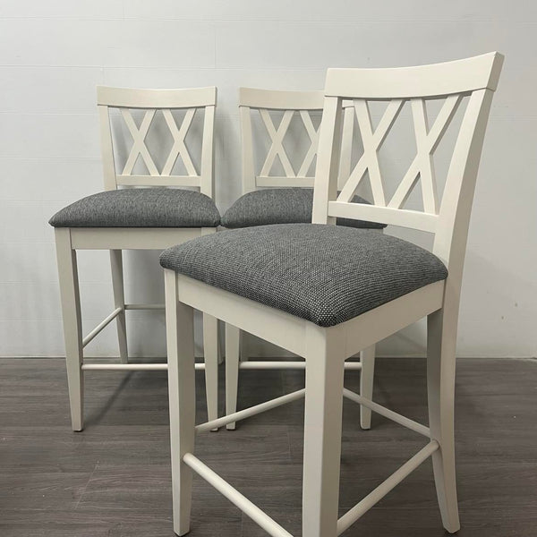 3 Counter Height Duramax Stools