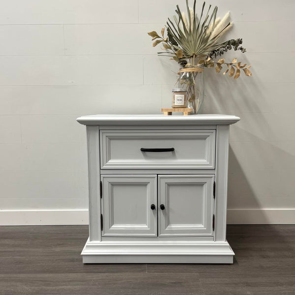 2 Crystal Mountain Bedside Tables