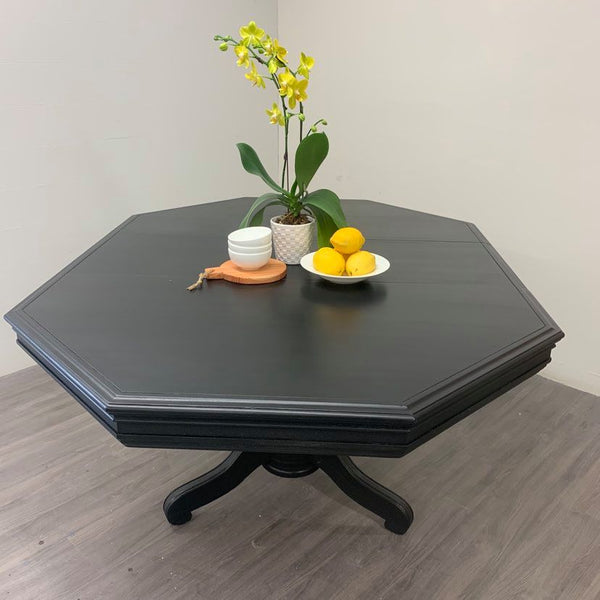 Black Oak Extension Dining Table