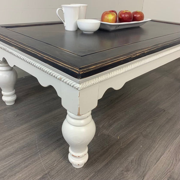 Rustic Farmhouse Coffee Table