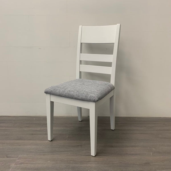 4 Crystal Mountain Chairs