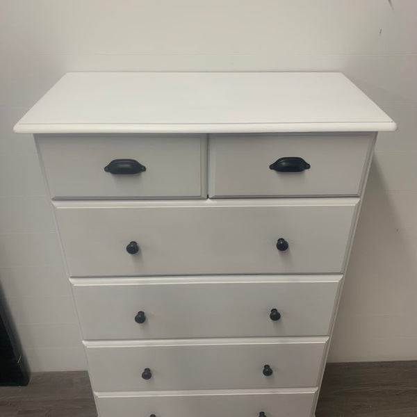 6 Drawer Crystal Mountain Dresser