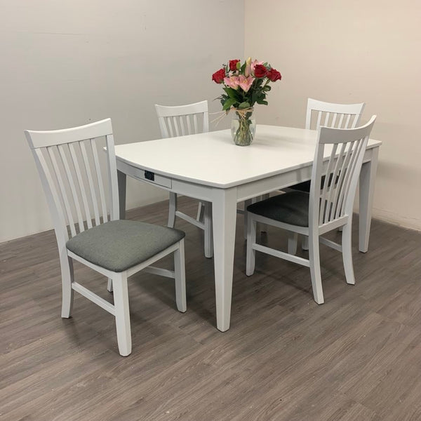 6 Piece Crystal Mountain Dining Set