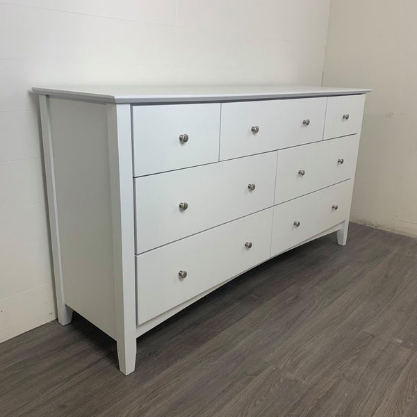 8 Drawer Crystal Mountain Dresser