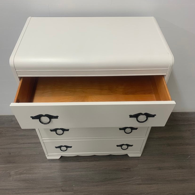 4 Drawer Little White Waterfall Dresser – Superior Paint Co 4 Drawer Little White Waterfall Dresser – Superior Paint Co